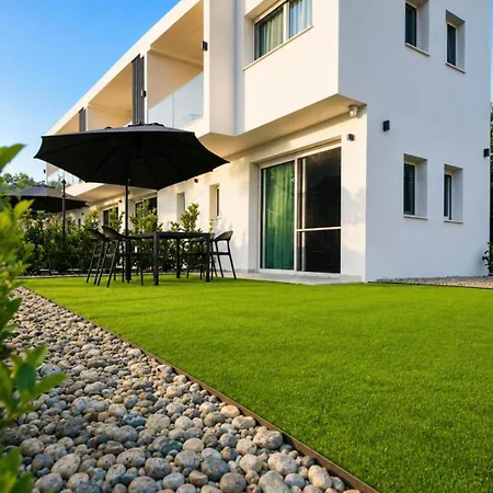アパート Ammos Maisonettes ペフカリ