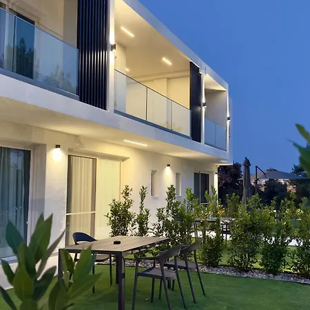 Ammos Maisonettes アパート