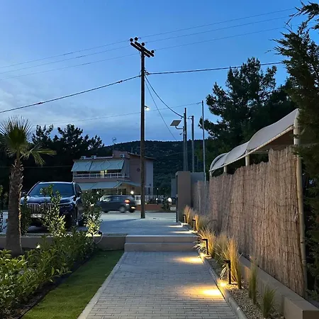 Ammos Maisonettes アパート *